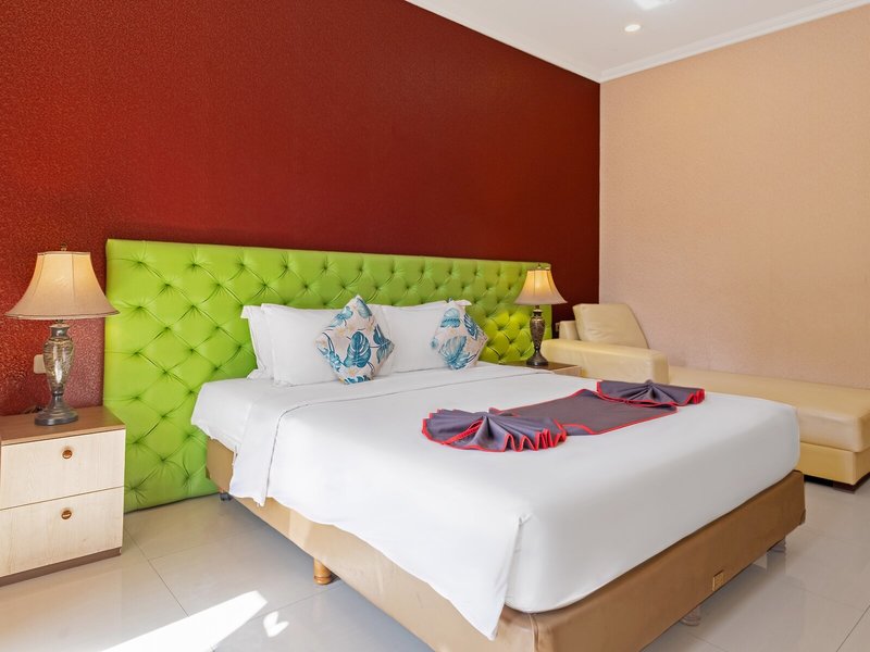 The Kanjeng Hotel Kuta 12