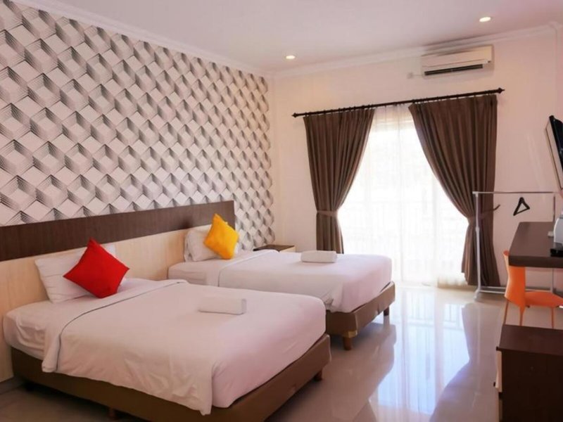 The Kanjeng Hotel Kuta 14