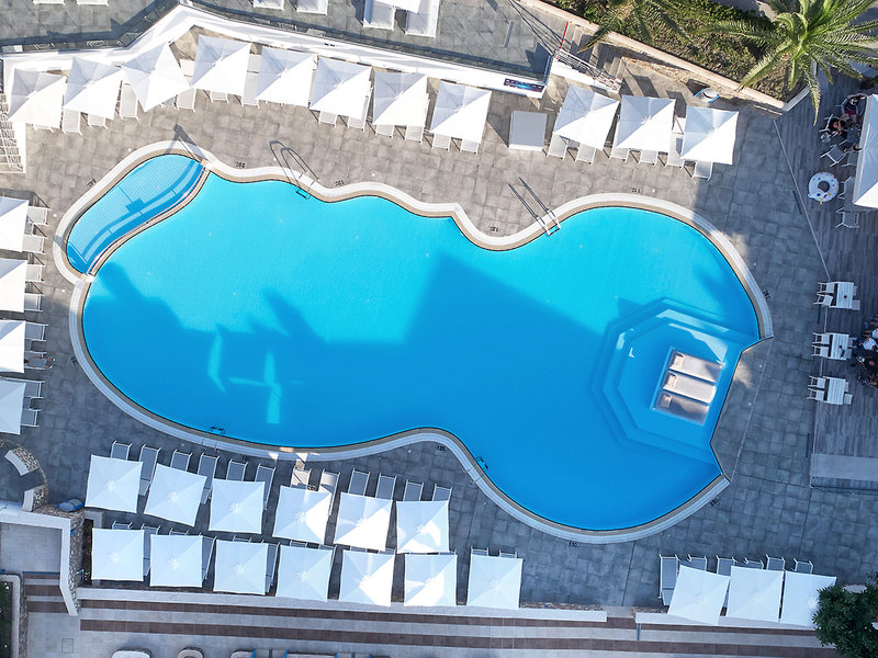 Pefki Islands Resort 3
