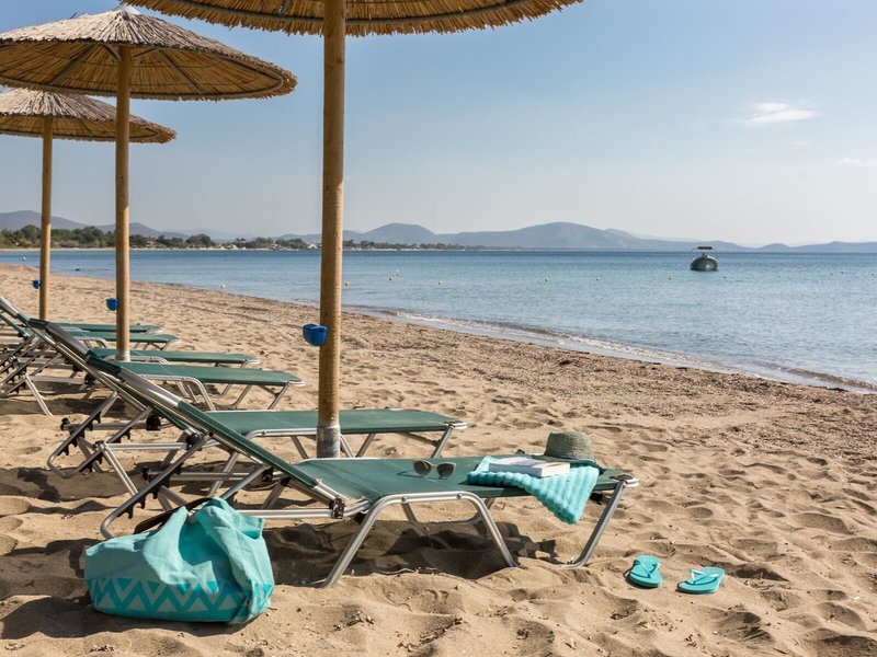 Golden Coast Hotel & Bungalows 13