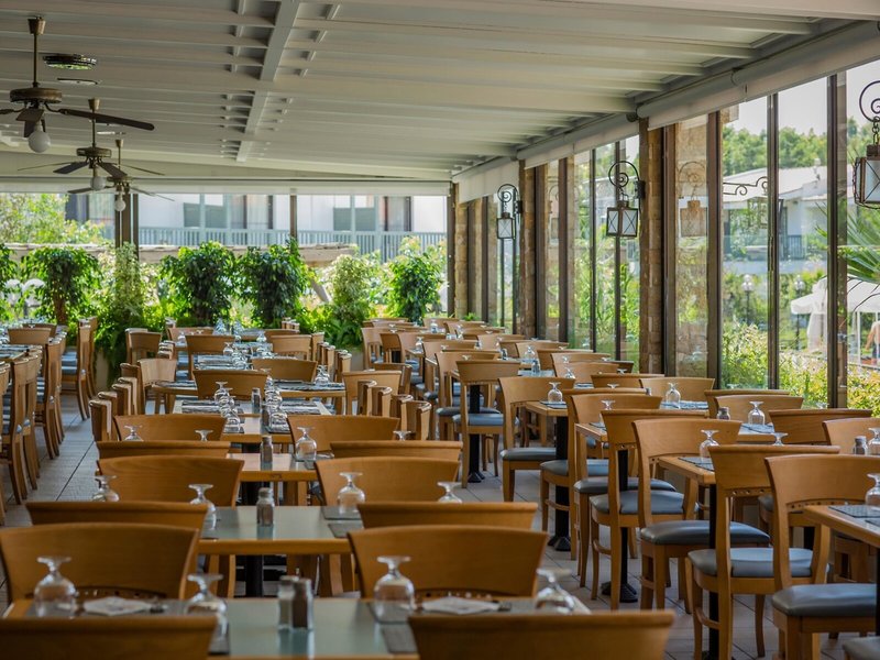 Golden Coast Hotel & Bungalows 25