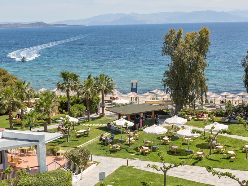 Golden Coast Hotel & Bungalows 32