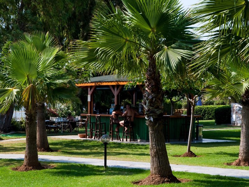 Golden Coast Hotel & Bungalows 33