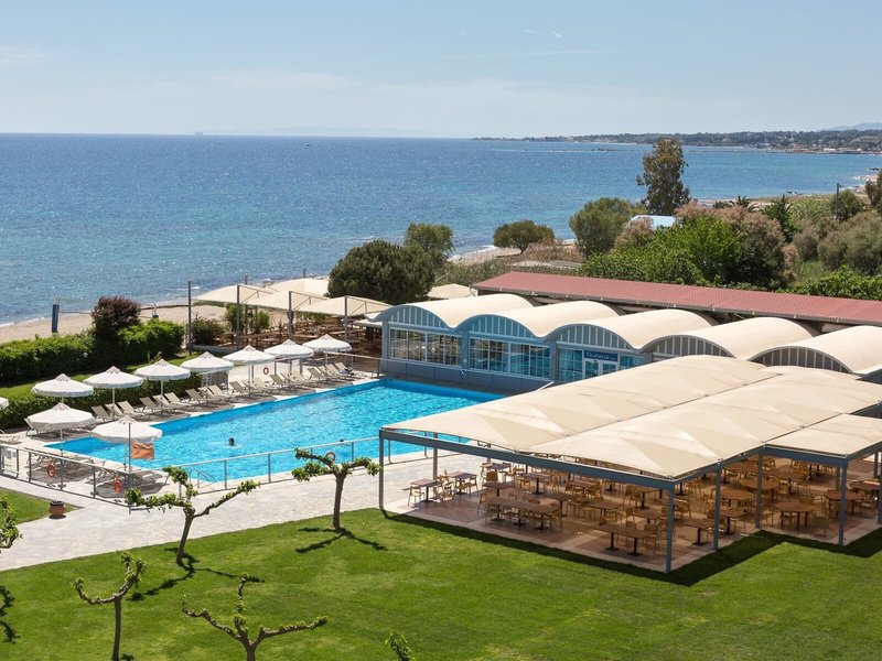 Golden Coast Hotel & Bungalows 35