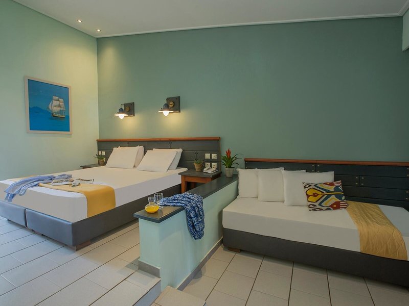 Golden Coast Hotel & Bungalows 41