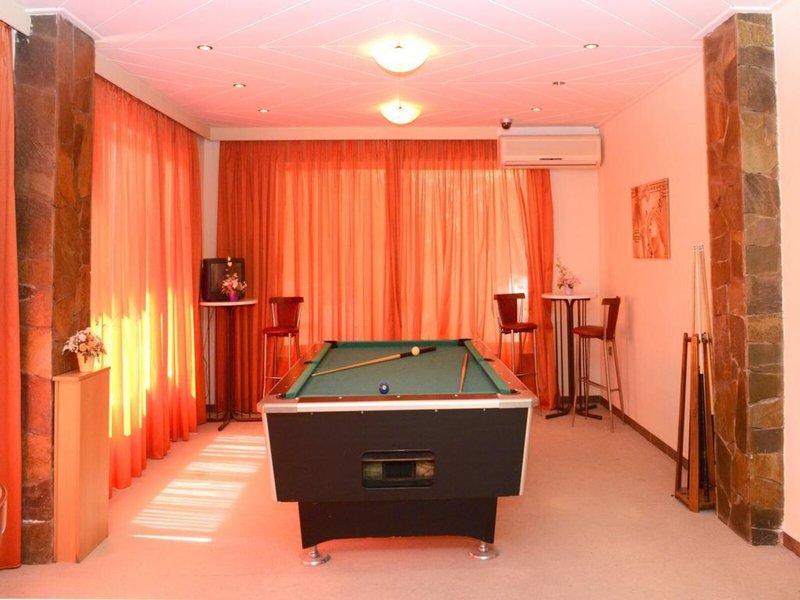 Congo Hotel 33