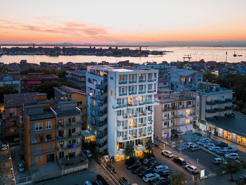 Hotel Mediterraneo 2