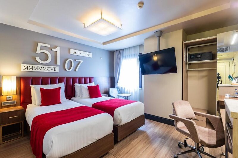 Ramada by Wyndham Istanbul Pera 36
