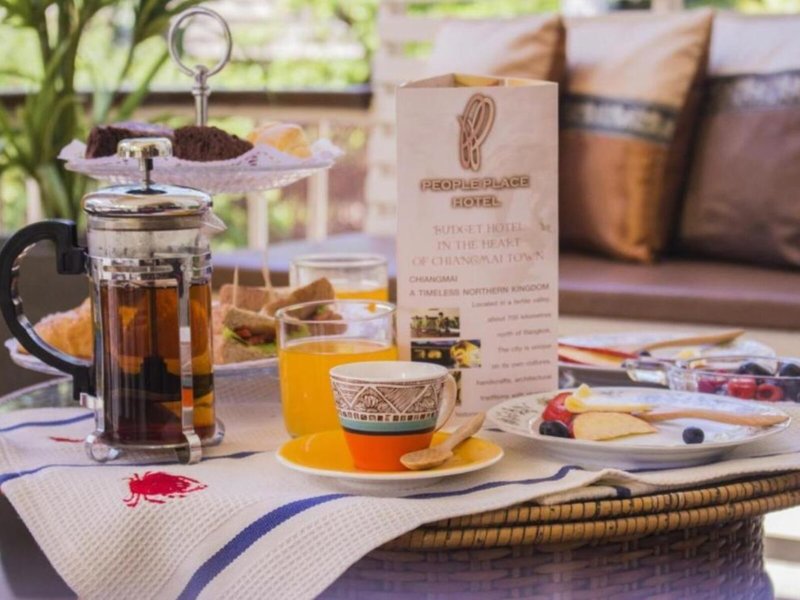 People Place Hotel 2 4