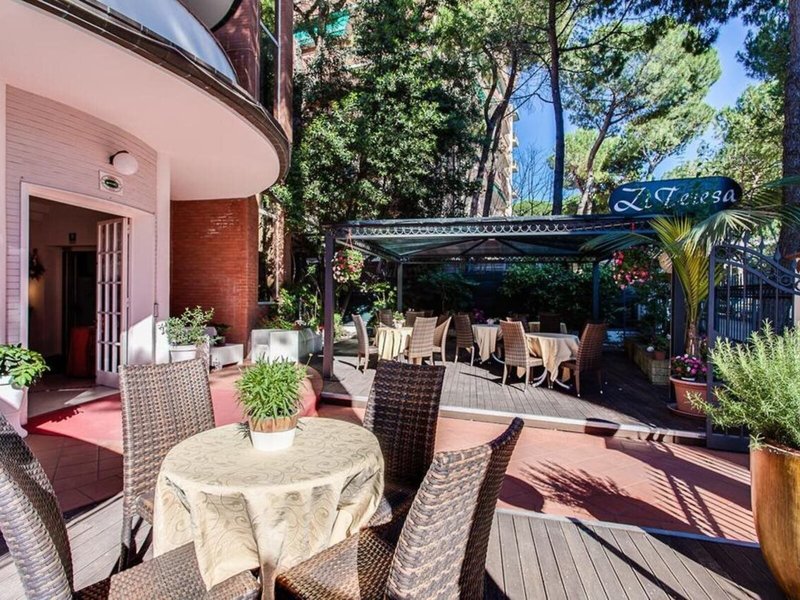 Hotel Villa Pina 2