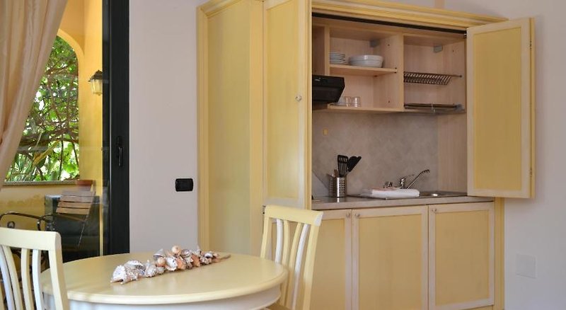 Hotel Villa Del Parco 5 - Bathroom Example