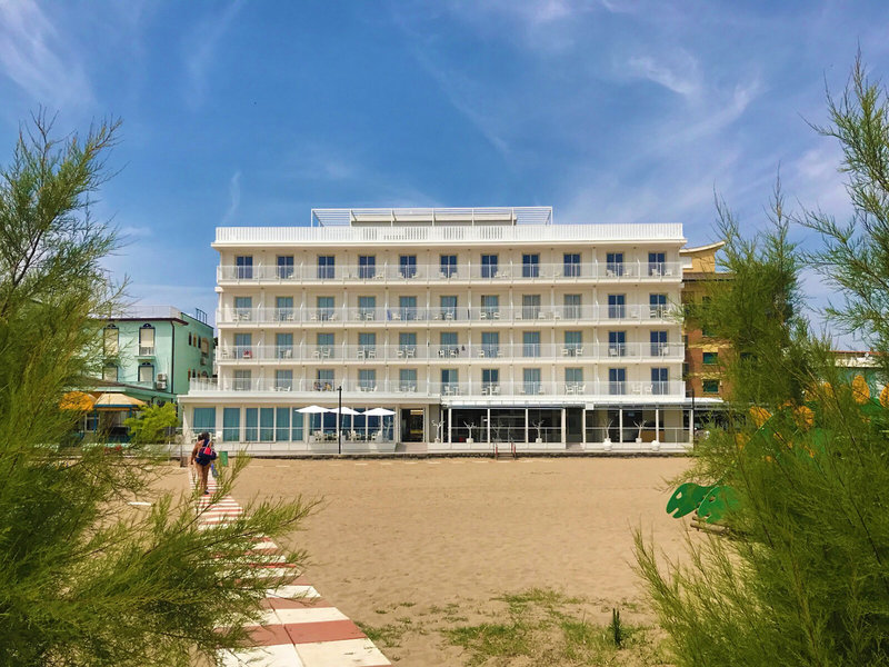Stellamare  Beach Hotel 1