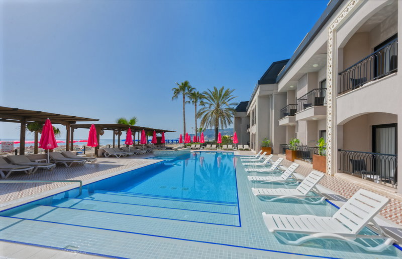 Alaaddin Beach Hotel 6