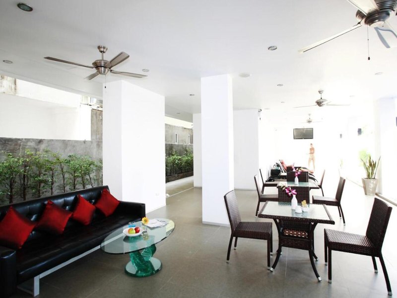 One World One Home Naiharn Hotel 11