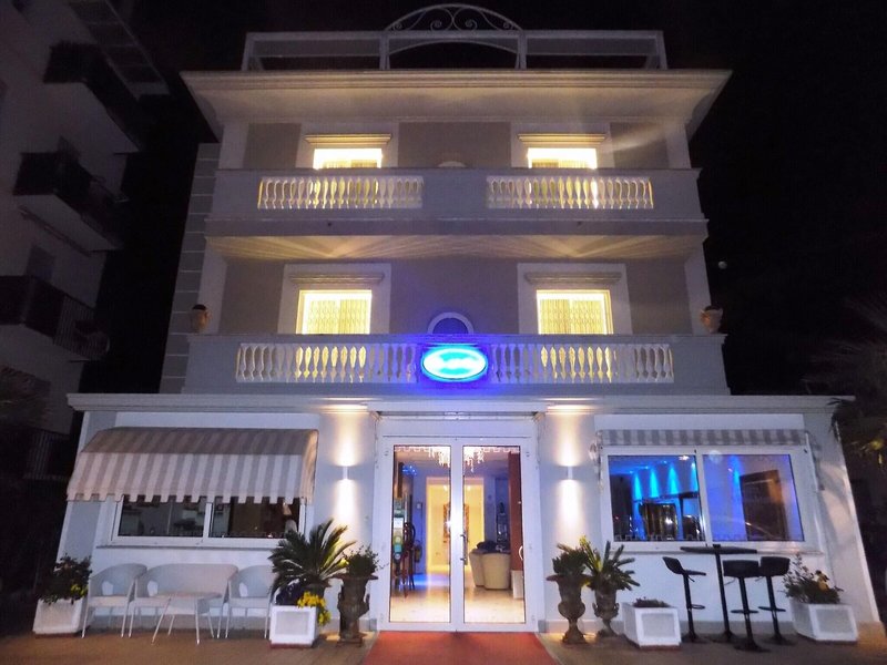 Villa Del Mare Exclusive Residence Hotel 3