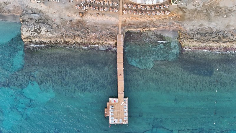 Anitas Beach Hotel 7