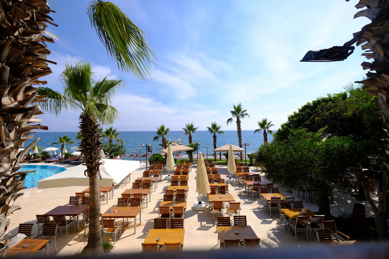 Anitas Beach Hotel 10