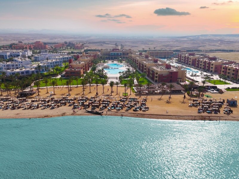 Royal Tulip Beach Resort 2