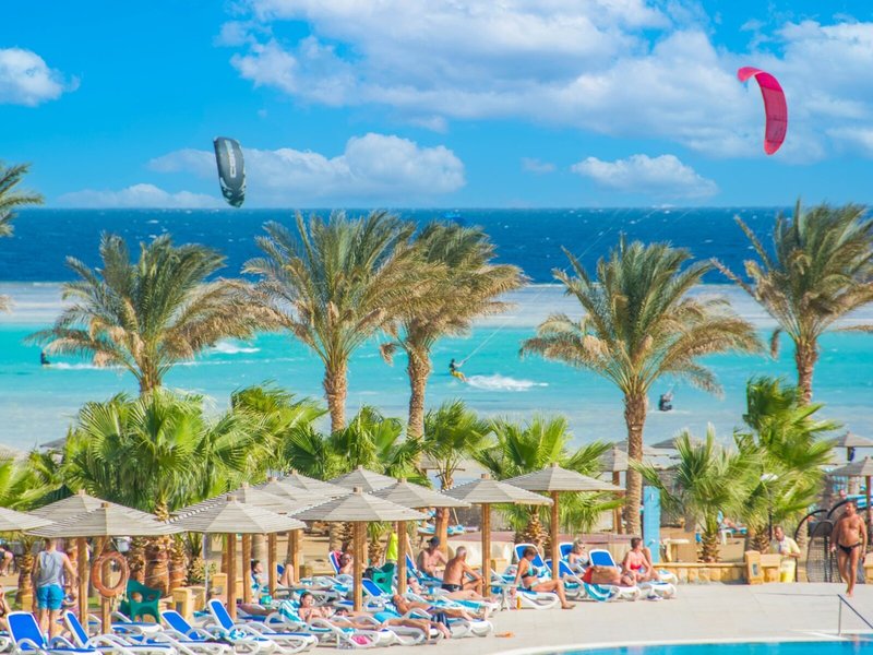 Royal Tulip Beach Resort 6