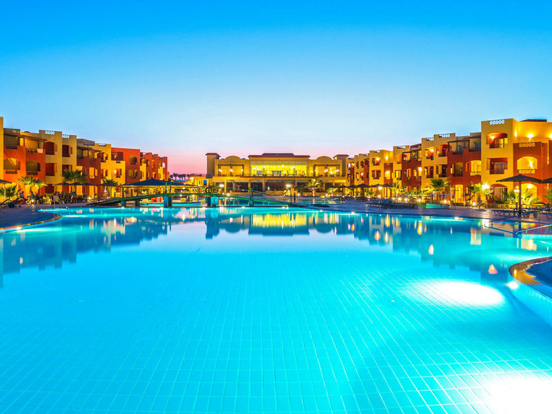 Royal Tulip Beach Resort 14