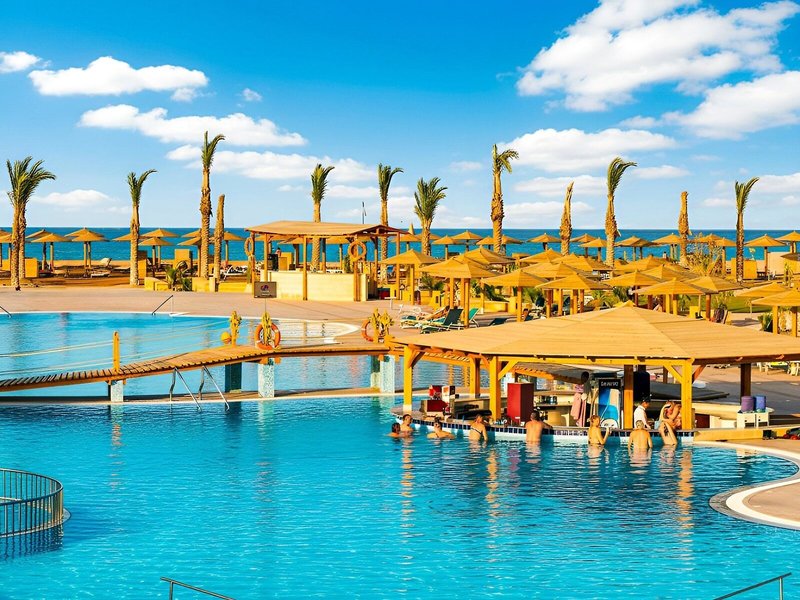 Royal Tulip Beach Resort 19