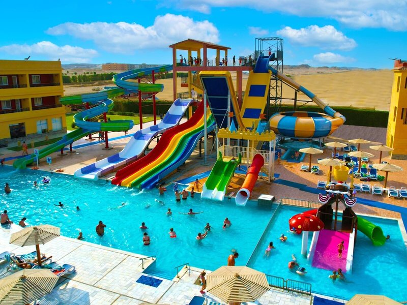 Royal Tulip Beach Resort 22