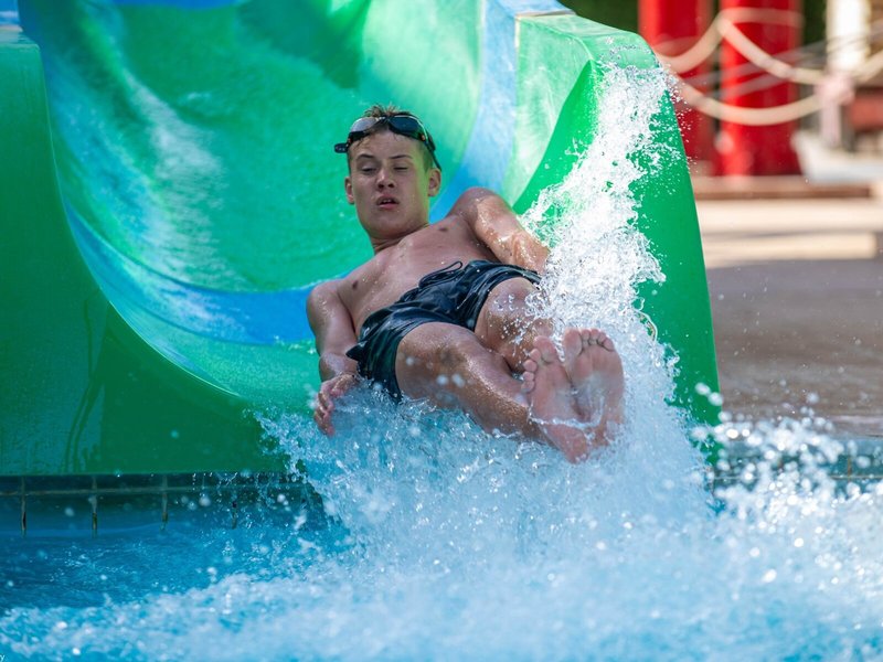 Royal Tulip Beach Resort 25