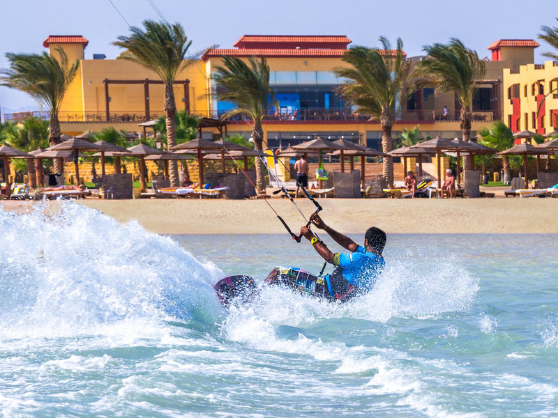 Royal Tulip Beach Resort 26