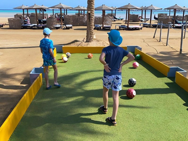 Royal Tulip Beach Resort 45