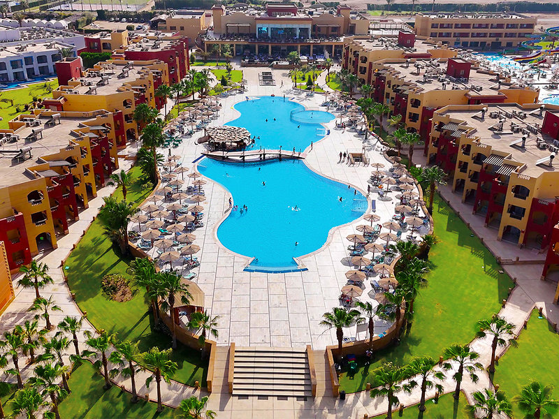Royal Tulip Beach Resort 15