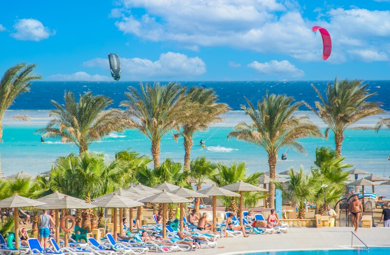 Royal Tulip Beach Resort 21