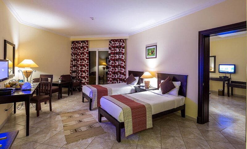 Royal Tulip Beach Resort 31