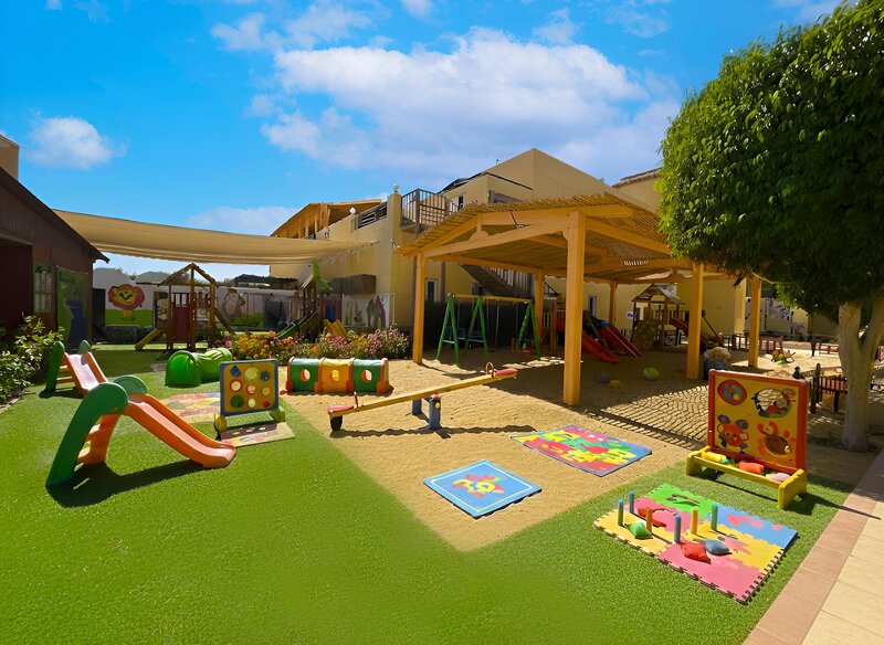 Royal Tulip Beach Resort 72
