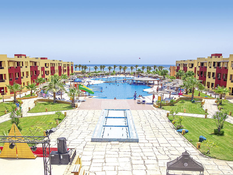 Royal Tulip Beach Resort 5
