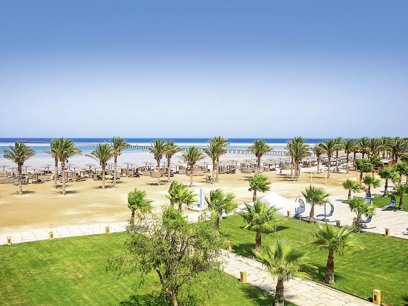 Royal Tulip Beach Resort 11