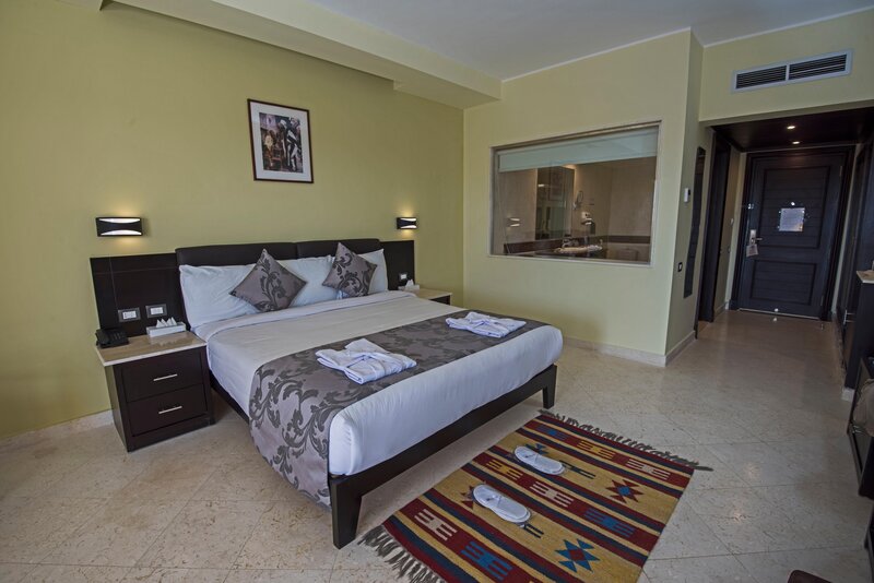 Royal Tulip Beach Resort 31