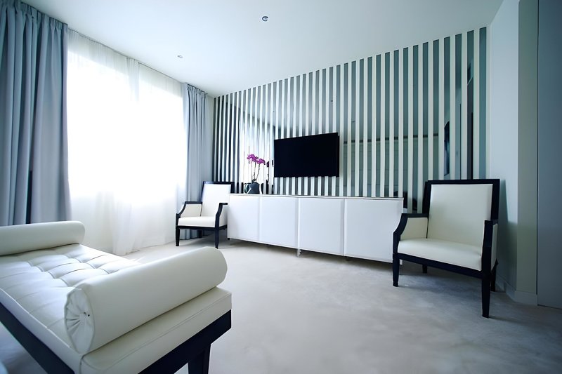 Hotel 9 2