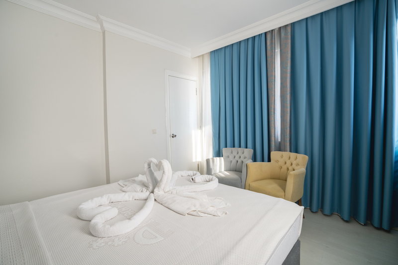 Azak Beach Hotel 18