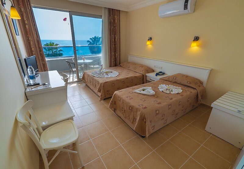 Azak Beach Hotel 26