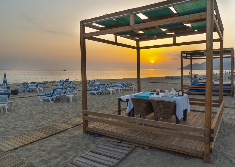 Azak Beach Hotel 8