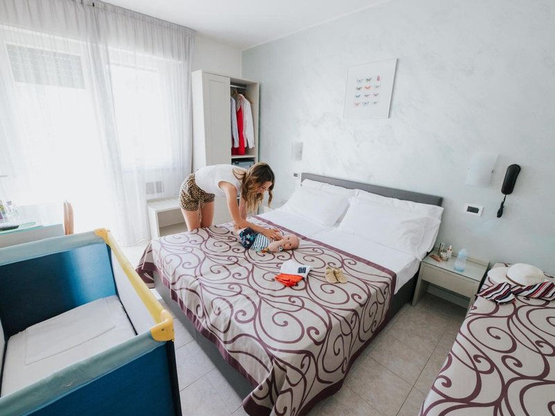 Hotel Gloria 2