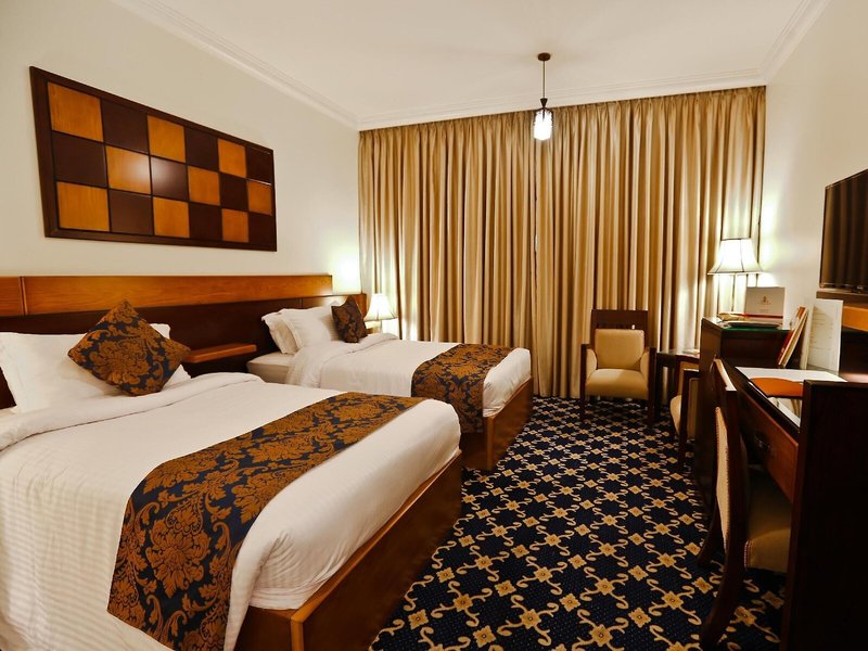 Al Thuraya Hotel 4