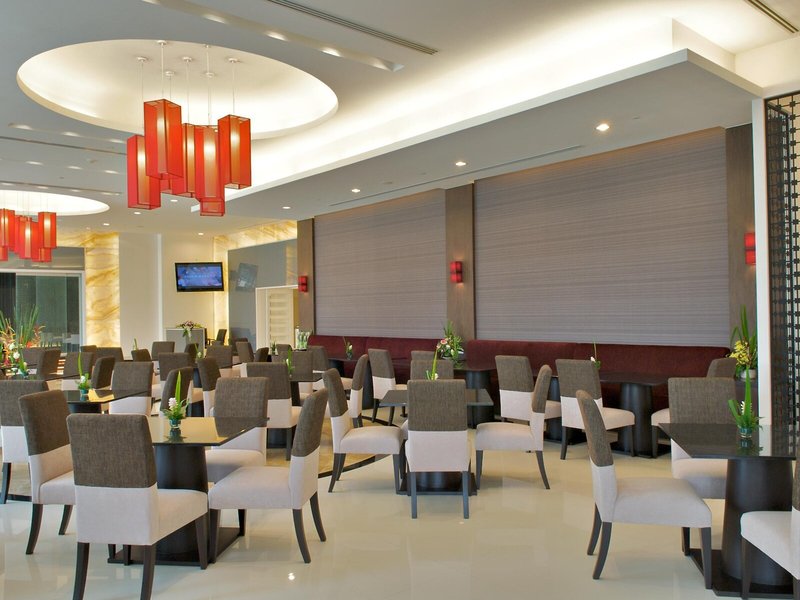 The Narathiwas Hotel & Residence Sathorn Bangkok 19