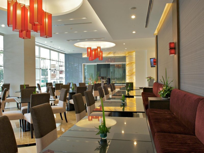 The Narathiwas Hotel & Residence Sathorn Bangkok 23