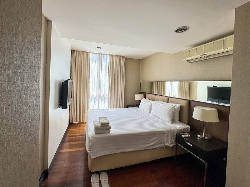 The Narathiwas Hotel & Residence Sathorn Bangkok 38