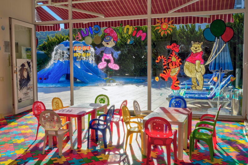 Blue Fish Hotel 40
