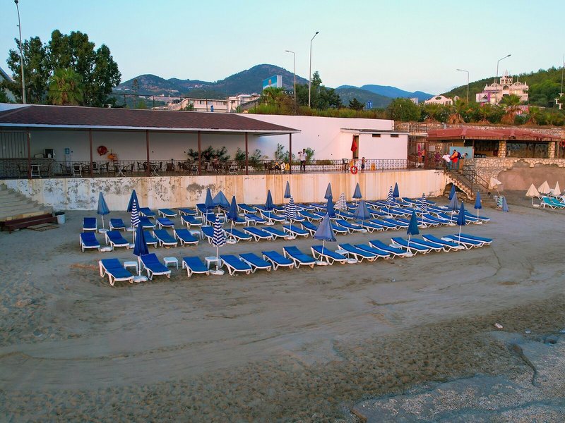 Blue Fish Hotel 3