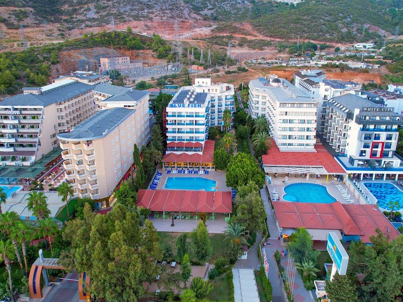 Blue Fish Hotel 5