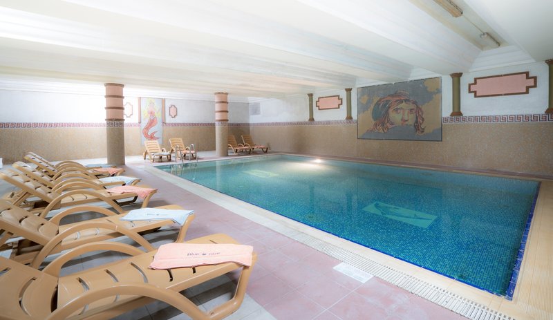 Blue Star Hotel 21