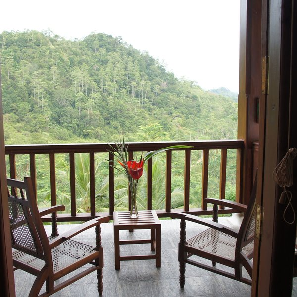 Niyagama House 9